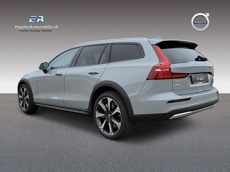 Volvo  Cross Country 2.0 B5 Ultimate AWD MY24